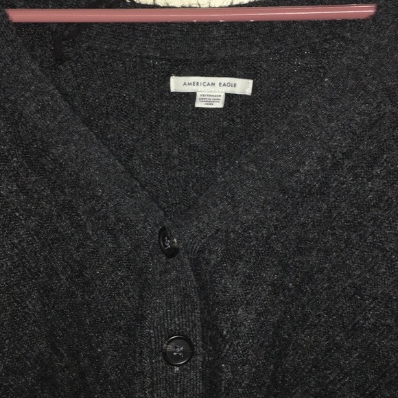 American Eagle Cropped Sweater - Picture 2 of 3